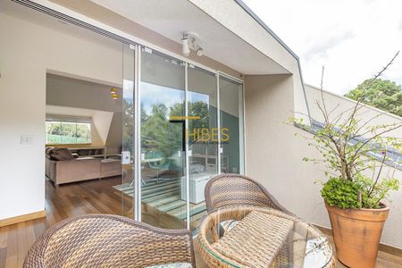 41_photo/94dce6c6ed.2fed7e95ddef69d8-ATLAS-9de51509-92e8-4cf0-b1a4-8e12be330eeb.jpg de casa à venda com 3 quartos, 350m² em São Lourenço, Curitiba