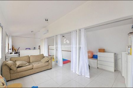 46_photo/94dce6c717.4f0f11c8b1d619b9-ATLAS-3a12c1b6-df60-4b52-8653-2ff8b35480b2.jpg de casa à venda com 4 quartos, 307m² em São Lourenço, Curitiba