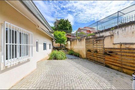 31_photo/94dce6c717.4f0f11c8b1d619b9-ATLAS-43e80ce3-07d9-48ef-a7c8-36c742e6fd86.jpg de casa à venda com 4 quartos, 307m² em São Lourenço, Curitiba