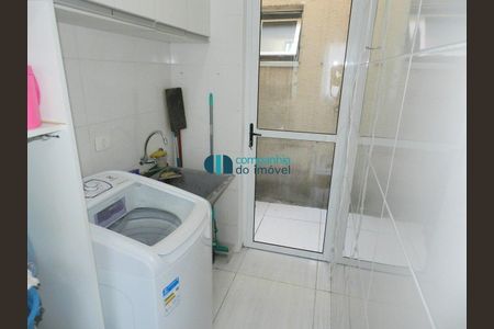 6_photo/94dce6c717.4f0f11c8b1d619b9-ATLAS-474411d3-de1d-4790-9dd8-9d88e5e3669e.jpg de casa à venda com 0 quarto, 308m² em São Lourenço, Curitiba