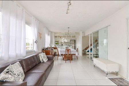 39_photo/94dce6c717.4f0f11c8b1d619b9-ATLAS-6f482baf-36ef-4a62-8cf2-c1259dadeae2.jpg de casa à venda com 4 quartos, 307m² em São Lourenço, Curitiba