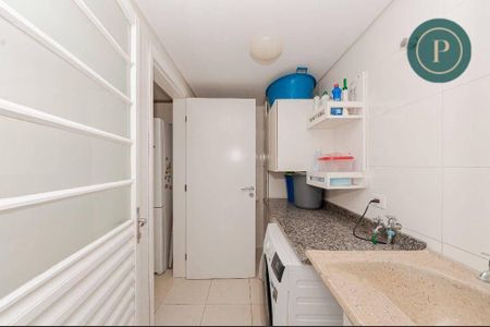 14_photo/94dce6c81d.3be18b52e244e7c2-ATLAS-70e2061d-934a-4e14-847a-044b89148ece.jpg de casa à venda com 4 quartos, 178m² em Pilarzinho, Curitiba