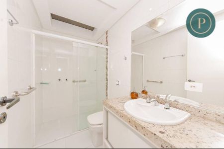 27_photo/94dce6c81d.3be18b52e244e7c2-ATLAS-ac21fb03-dcb1-4e3a-a5ec-b057c2bab3d4.jpg de casa à venda com 4 quartos, 178m² em Pilarzinho, Curitiba