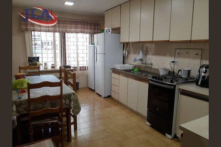 15_photo/94dce6c85d.f6ee4f8dca2fb9c7-ATLAS-05893d81-ec84-4b05-854d-7cc190c5e803.jpg de casa à venda com 3 quartos, 129m² em Pilarzinho, Curitiba