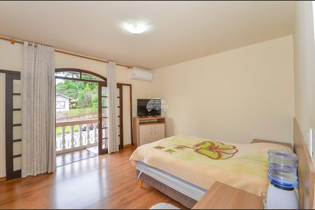 13_photo/94dce6c883.15f4a19d538e62fb-ATLAS-e73d0824-1e7a-4b42-991c-e7b6d22bab3a.jpg de casa à venda com 4 quartos, 290m² em Pilarzinho, Curitiba