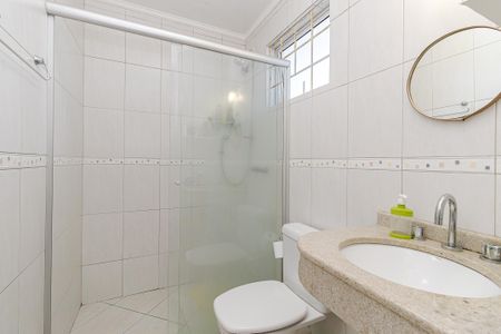 42_photo/94dce6c8c3.98cf39ec7952f033-ATLAS-31b7db72-b030-45c7-97b5-2b7cc601ae4f.jpg de casa à venda com 4 quartos, 370m² em Pilarzinho, Curitiba