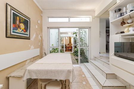 23_photo/94dce6c8c3.98cf39ec7952f033-ATLAS-c8ee2db1-8c39-4db7-9616-28b95794342c.jpg de casa à venda com 4 quartos, 370m² em Pilarzinho, Curitiba