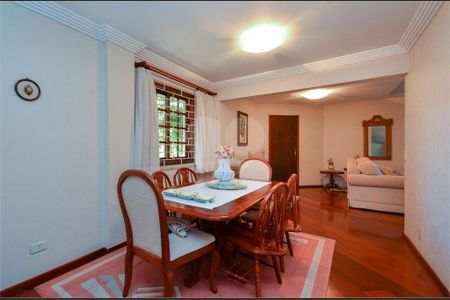 10_photo/94dce6c903.2121f4c72a2ba616-ATLAS-0a727889-2ccf-4e27-83da-95106af22a8d.jpg de casa à venda com 4 quartos, 299m² em Pilarzinho, Curitiba