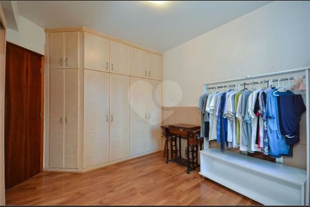 4_photo/94dce6c903.2121f4c72a2ba616-ATLAS-bd04524b-ae0a-46e9-9df1-48e7447ca8f8.jpg de casa à venda com 4 quartos, 299m² em Pilarzinho, Curitiba