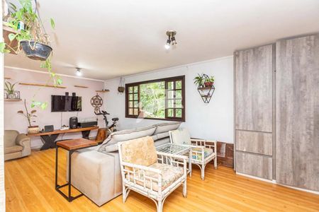 6_photo/94dce6c94d.b760bf5d8bb46efe-ATLAS-bb1a5a79-ec04-441f-b942-baebe5f5bf6f.jpg de casa à venda com 2 quartos, 146m² em Pilarzinho, Curitiba