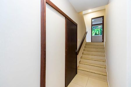 9_photo/94dce6ca4f.760d7ecec936a2b8-ATLAS-53ed8b0a-f509-46d6-8ee2-109756965d84.jpg de casa para alugar com 10 quartos, 340m² em Pilarzinho, Curitiba