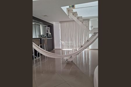 11_photo/94dce6cb21.a596fb24e8ccb8cd-ATLAS-786b21b7-82d8-4d46-b7c3-2cd1cb4c0b3a.jpg de casa à venda com 3 quartos, 107m² em Pilarzinho, Curitiba