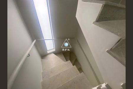 8_photo/94dce6cd1d.2c3574afb1006d70-ATLAS-9fda7029-a858-4c47-8ee2-f5be771ae2c8.jpg de casa à venda com 3 quartos, 137m² em Pilarzinho, Curitiba