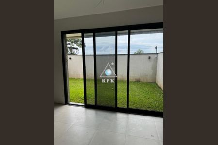 16_photo/94dce6cd1d.2c3574afb1006d70-ATLAS-fb105bf4-795d-45c3-b7e2-e4804e217955.jpg de casa à venda com 3 quartos, 137m² em Pilarzinho, Curitiba