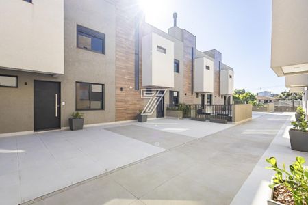 8_photo/94dce6cd1d.2fabd6344b6282fe-ATLAS-3865bbd6-85f6-48dc-b242-e27ab7205aaf.jpg de casa à venda com 3 quartos, 207m² em Pilarzinho, Curitiba