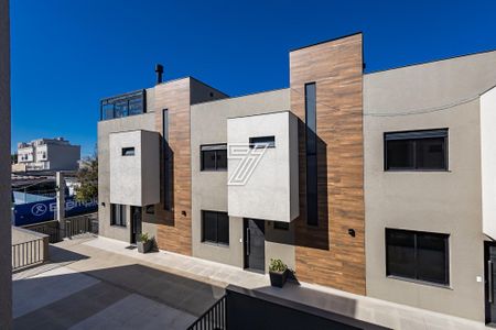 2_photo/94dce6cd1d.2fabd6344b6282fe-ATLAS-4b831a33-9d59-4b4b-b4b1-13ee3dc2e2b4.jpg de casa à venda com 3 quartos, 207m² em Pilarzinho, Curitiba