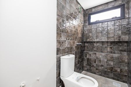 6_photo/94dce6cd1d.2fabd6344b6282fe-ATLAS-d77c56a6-6f37-48db-9b32-9fe027c957b9.jpg de casa à venda com 3 quartos, 207m² em Pilarzinho, Curitiba