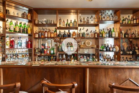 9_photo/94dce6cdb5.7b14635dc7f45449-ATLAS-015bc2af-57a1-4e14-adfb-704da58895e3.jpg de casa à venda com 4 quartos, 397m² em Pilarzinho, Curitiba