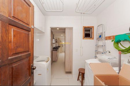 6_photo/94dce6cdcd.210363f7da379e19-ATLAS-25083881-7173-457b-8cfc-5f9a1b849336.jpg de casa à venda com 4 quartos, 185m² em Pilarzinho, Curitiba
