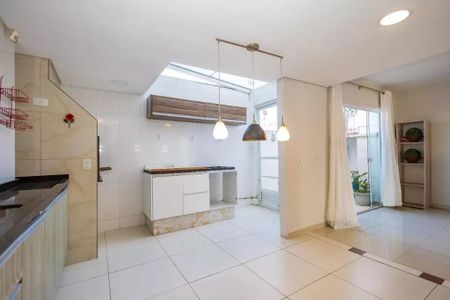 11_photo/94dce6cdcd.210363f7da379e19-ATLAS-716183e1-6a22-4af6-bae5-e772c83700fc.jpg de casa à venda com 4 quartos, 185m² em Pilarzinho, Curitiba