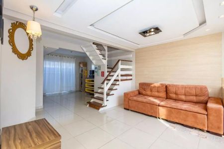 4_photo/94dce6cdcd.210363f7da379e19-ATLAS-e380ba97-b149-4574-8ee6-40e8401d251a.jpg de casa à venda com 4 quartos, 185m² em Pilarzinho, Curitiba