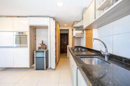 14_photo/94dce6cdcd.210363f7da379e19-ATLAS-f5f7ee4a-544b-4520-bbf9-fe02ce57ce42.jpg de casa à venda com 4 quartos, 185m² em Pilarzinho, Curitiba