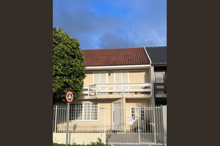 3_photo/94dce6cddd.c405d9b7cdaa4033-ATLAS-ca1e4558-0875-4d22-997c-ba407218183a.jpg de casa para alugar com 3 quartos, 182m² em Pilarzinho, Curitiba