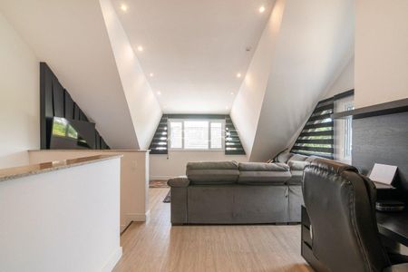 7_photo/94dce6ced3.a26d9ccbf8f52a85-ATLAS-e5a025d8-366d-4510-a840-a8fcaea086af.jpg de casa à venda com 0 quarto, 162m² em Pilarzinho, Curitiba