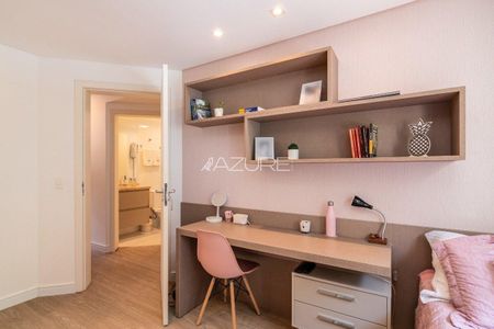 8_photo/94dce6ced3.a26d9ccbf8f52a85-ATLAS-ea071e2b-bd00-4625-806f-3a6df5ec280b.jpg de casa à venda com 0 quarto, 162m² em Pilarzinho, Curitiba