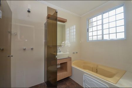 13_photo/94dce6d049.588d4a7fb74764b6-ATLAS-ac0e0701-bf2e-4dc2-a730-6bdbd503640a.jpg de casa à venda com 4 quartos, 300m² em Abranches, Curitiba