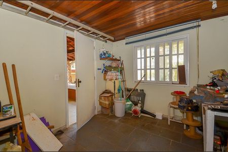 46_photo/94dce6d049.588d4a7fb74764b6-ATLAS-c2e99dd2-8ebd-4fcf-a111-d1a28f50db90.jpg de casa à venda com 4 quartos, 300m² em Abranches, Curitiba