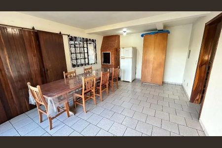 4_photo/94dce6d05b.64ac2371dd04f17e-ATLAS-1445fd60-6bd9-4489-b7a5-34debb1a7ff6.jpg de casa à venda com 3 quartos, 150m² em Abranches, Curitiba
