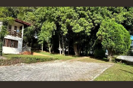 6_photo/94dce6d05b.64ac2371dd04f17e-ATLAS-3393e76c-8b0d-4dba-8cc4-bf173ae2b594.jpg de casa à venda com 3 quartos, 150m² em Abranches, Curitiba