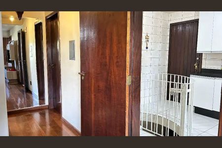 11_photo/94dce6d05b.64ac2371dd04f17e-ATLAS-9ae2eee4-464d-4fab-a608-7c1d2bbdef38.jpg de casa à venda com 3 quartos, 150m² em Abranches, Curitiba