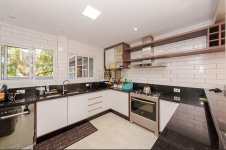 18_photo/94dce6d1ad.09604b2c146ebc17-ATLAS-6180656a-7a90-44ff-9f26-a33aa4e32e5b.jpg de casa à venda com 5 quartos, 203m² em Abranches, Curitiba