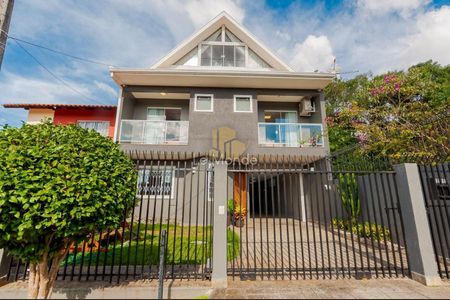 2_photo/94dce6d1ad.09604b2c146ebc17-ATLAS-ccbe96ba-1da9-4b88-a84f-e270d0e96551.jpg de casa à venda com 5 quartos, 203m² em Abranches, Curitiba