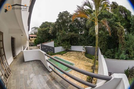 3_photo/94dce6d1b3.7b14635dc7f45449-ATLAS-efd1bcf1-113b-4f34-a32d-b7024c6df96c.jpg de casa à venda com 4 quartos, 470m² em Abranches, Curitiba