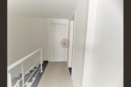 12_photo/94dce6d3bf.65e8e957ef4fba61-ATLAS-42308dc0-b735-467a-814a-751aea22eaa8.jpg de casa à venda com 3 quartos, 93m² em Pilarzinho, Curitiba