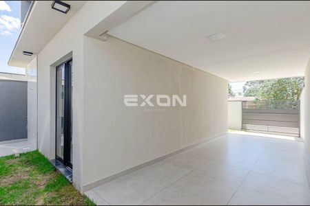 5_photo/94dce6d3d5.e31a495c18706ffc-ATLAS-2544b0a1-67b1-45e4-8785-be2b32f2b206.jpg de casa à venda com 3 quartos, 152m² em Abranches, Curitiba
