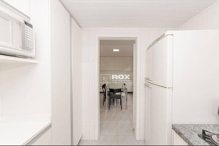 11_photo/94dce6d3f1.84d273d2e1abbbdc-ATLAS-4d4af257-ae07-4f36-b63c-9046ef893758.jpg de casa à venda com 4 quartos, 304m² em Abranches, Curitiba