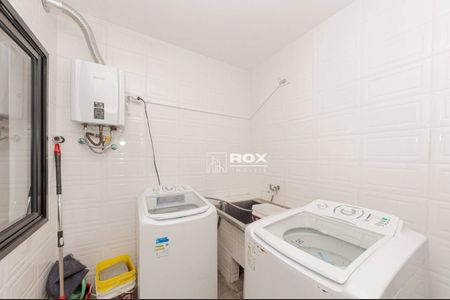 10_photo/94dce6d3f1.84d273d2e1abbbdc-ATLAS-68c8b58b-37a9-4c15-9234-0fe339e819c7.jpg de casa à venda com 4 quartos, 304m² em Abranches, Curitiba