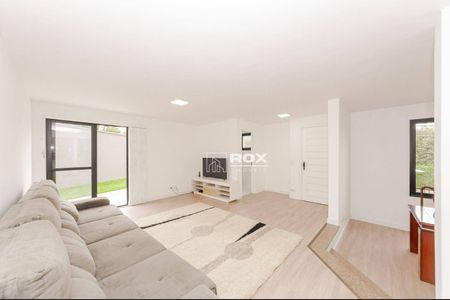 5_photo/94dce6d3f1.84d273d2e1abbbdc-ATLAS-92604592-aea9-4f50-9824-7cd0f1c6d2b8.jpg de casa à venda com 4 quartos, 304m² em Abranches, Curitiba