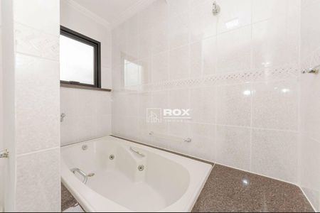 11_photo/94dce6d3f1.84d273d2e1abbbdc-ATLAS-bd1028cc-442f-4876-ba19-e72850b4e705.jpg de casa à venda com 4 quartos, 304m² em Abranches, Curitiba