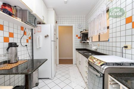 6_photo/94dce6d411.07d96290c957c72e-ATLAS-2bdbbdd1-9727-4642-907b-babcba6ad5b0.jpg de apartamento à venda com 3 quartos, 84m² em Abranches, Curitiba