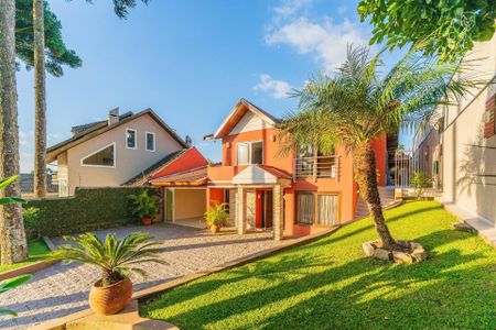 29_photo/94dce6d5cf.17a4969d13b5e058-ATLAS-77bf3887-c0b7-4a7d-b964-0b2bcfe91d96.jpg de casa à venda com 3 quartos, 335m² em Taboão, Curitiba