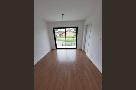 7_photo/94dce6d6ef.761d1b0b7153cb78-ATLAS-461cf625-1b95-4f83-b5ae-6eca2786bcb8.jpg de casa à venda com 3 quartos, 177m² em Abranches, Curitiba