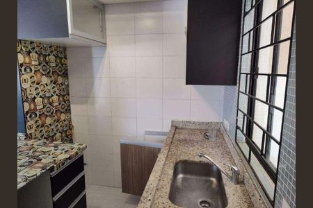 6_photo/94dce6d8f9.b88c9f23dde11cca-ATLAS-d48510ca-86d5-433c-a8fd-32aa7a57d9e3.jpg de casa à venda com 3 quartos, 80m² em Abranches, Curitiba