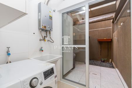 17_photo/94dce6dc81.05acccb2dbb53537-ATLAS-941dcc5a-2d49-4482-9eb2-d0638bc10ace.jpg de casa à venda com 3 quartos, 153m² em Abranches, Curitiba