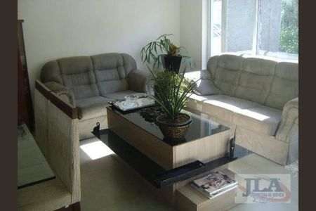 2_photo/94dce6dc93.6bc6d6e3d41508d6-ATLAS-26451507-88cc-4d78-bfe3-72e4bf0b42e4.jpg de casa à venda com 3 quartos, 300m² em Abranches, Curitiba