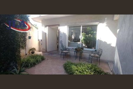 22_photo/94dce6dc93.6bc6d6e3d41508d6-ATLAS-a84b67b5-4ba5-46f1-a39f-e48e2d505823.jpg de casa à venda com 3 quartos, 300m² em Abranches, Curitiba